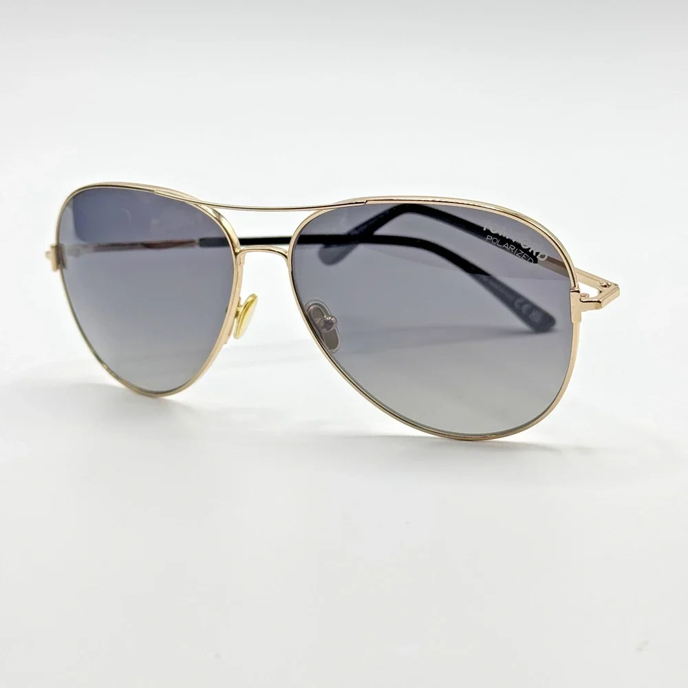 Tom Ford Sunglasses Clark TF823 28D Rose Gold Aviator Polarized Smoke Lens 59mm